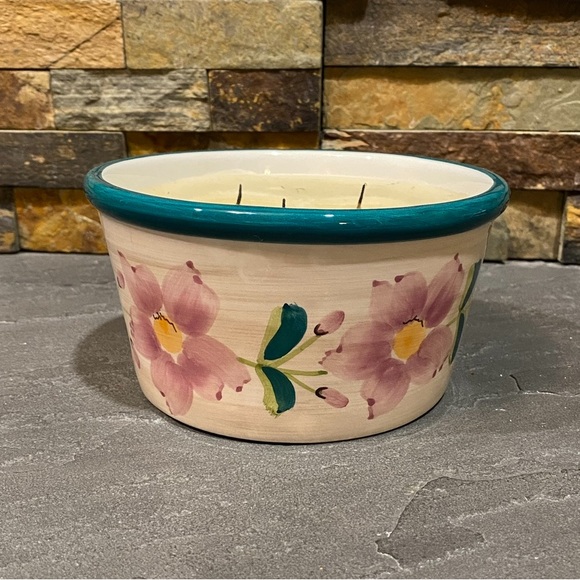 Partylite ~ Floral Delight 3 Wick - Picture 4 of 4